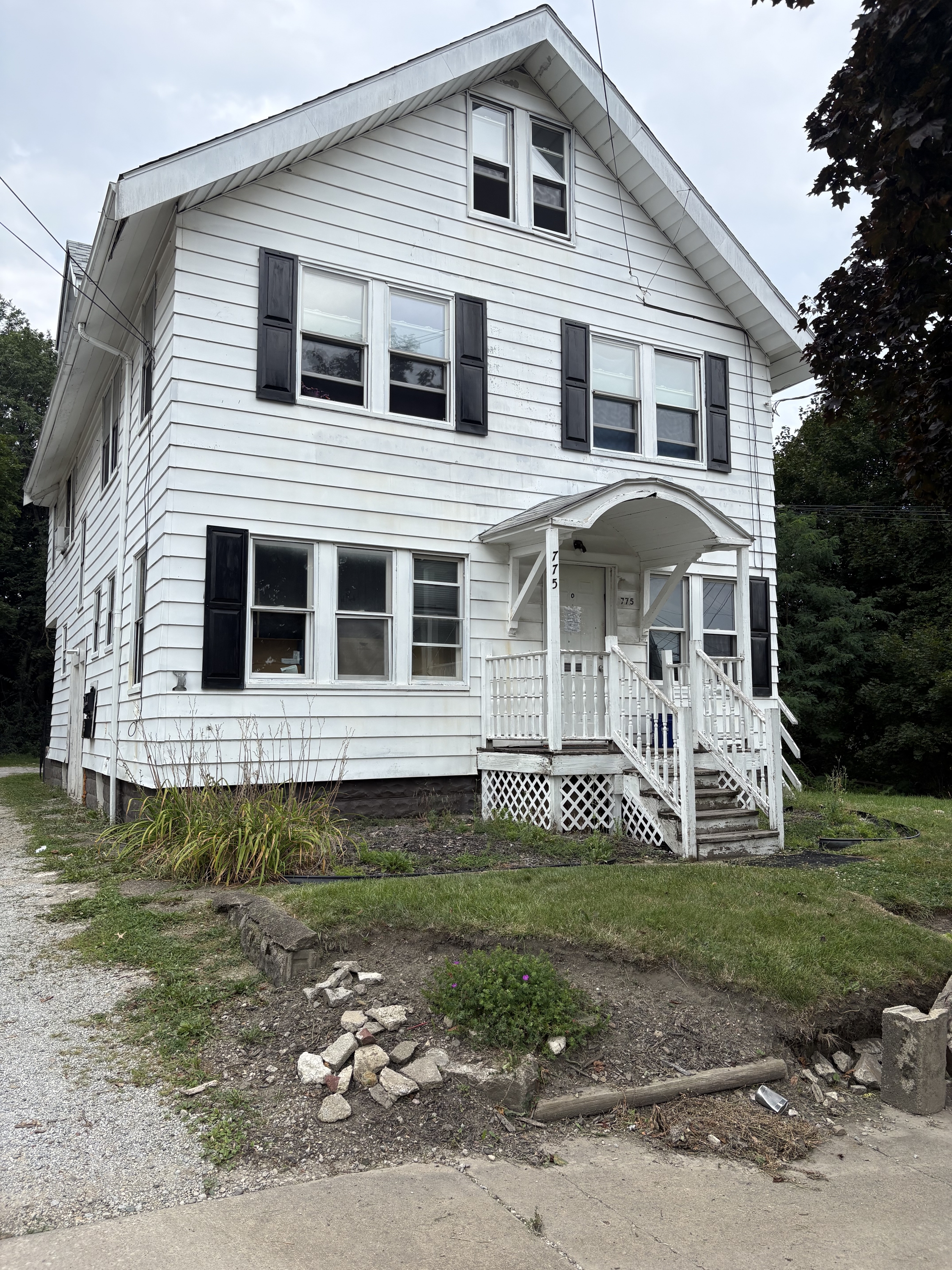 775 Excelsior Avenue - 5